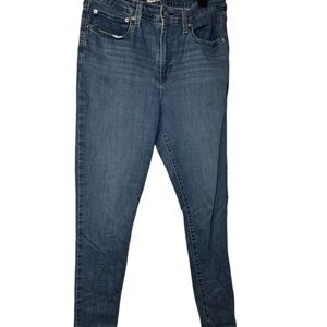 Levi’s 721 Women's high rise skinny Jeans size 33